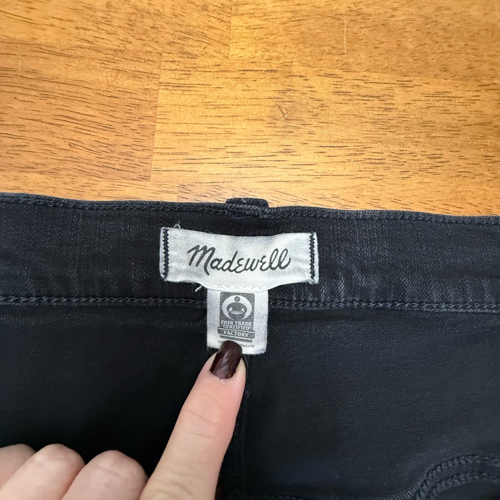 Madewell Roadtripper Biker Shorts 33 - Picture 2 of 9
